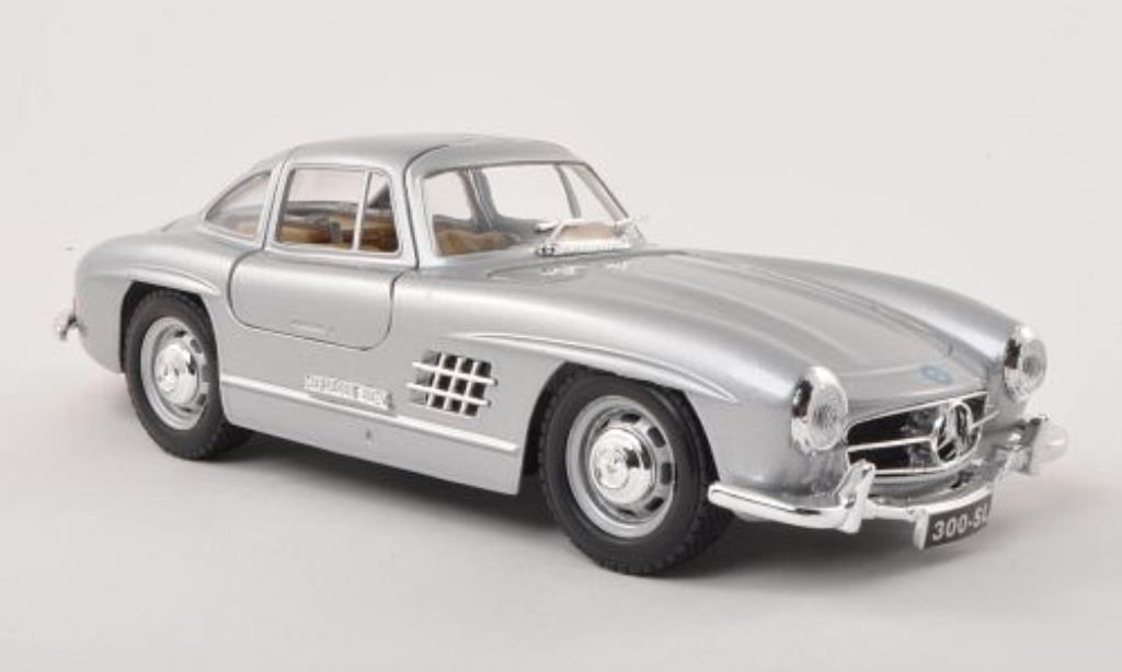 Mercedes 300 SL 1/24 Burago SL (W198) grijs 1954 modelauto