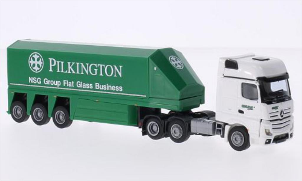 Mercedes Actros 1/87 AWM 2 Gigaspace Aerop. Okline / pilkington modelauto