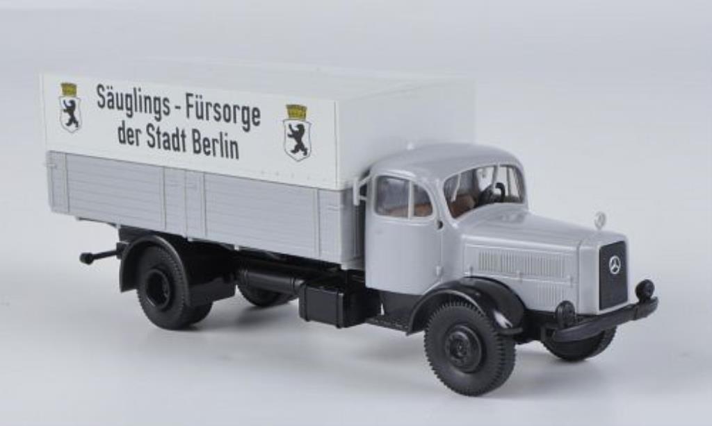Mercedes L4500 1/87 Brekina Sauglings-Fursorge der Stadt Berlin modelauto