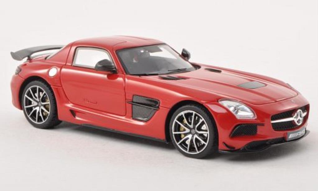 Mercedes SLS 1/43 Minichamps AMG Coupe Black Series (C197) rood 2013 modelauto