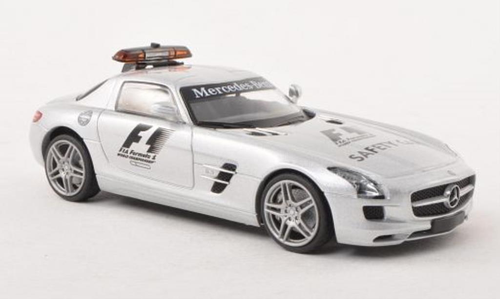 Mercedes SLS 1/43 Schuco AMG Safety Car F1 modelauto