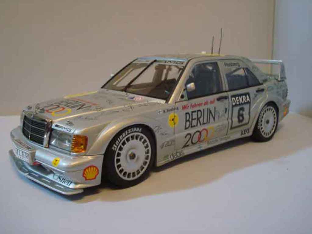 Mercedes 190 DTM e 25 16v evo2 1992 1/18 Autoart