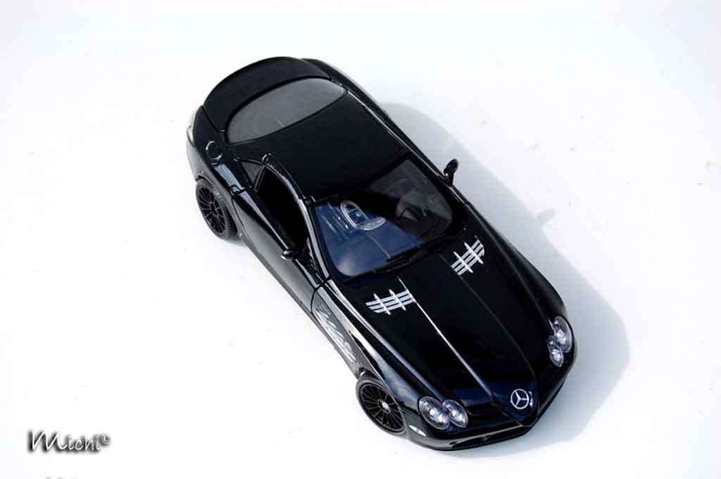 Mercedes SLR Base mac laren black 1/18 Maisto
