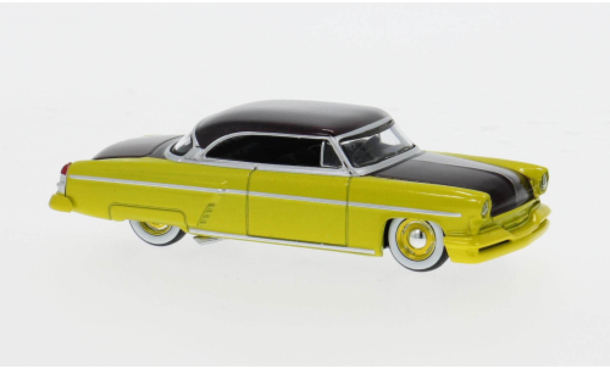 Lincoln Capri 1/64 Mini GT geel/rood 1954 1:64 modelauto