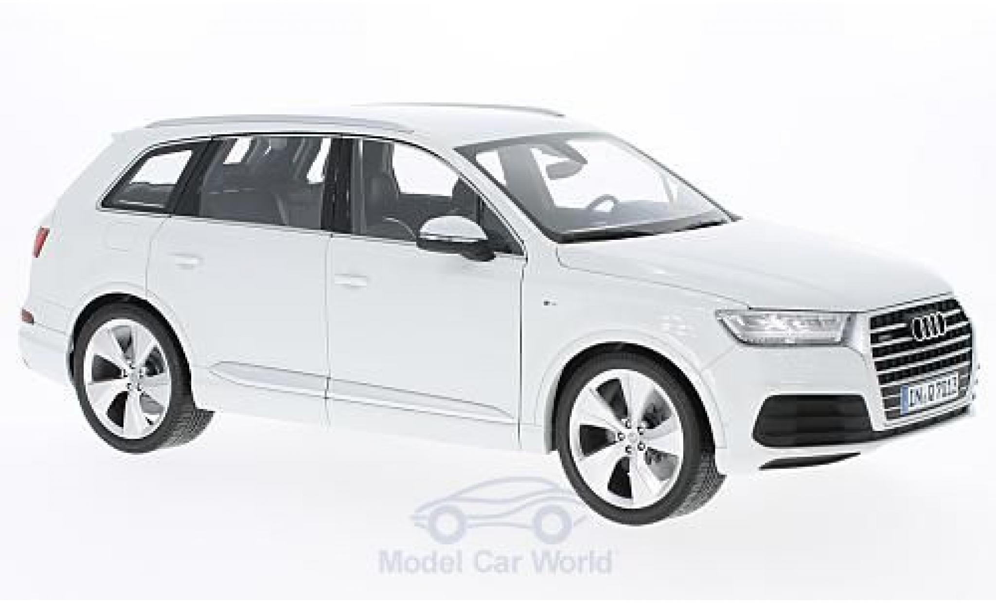 Audi Q7 1/18 Minichamps wit 2015 modelauto