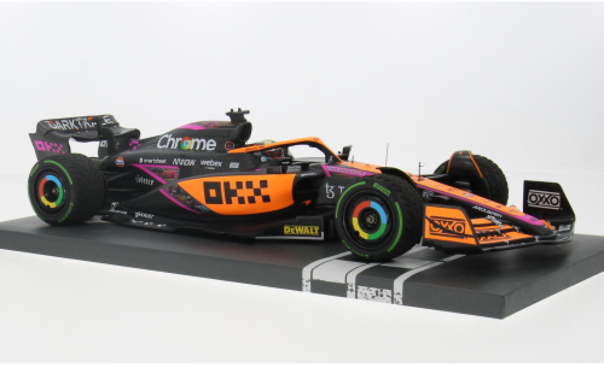 McLaren F1 1/18 Minichamps MCL36 No.3 Team Formel 1 GP Singapur 2022 1:18 modelauto