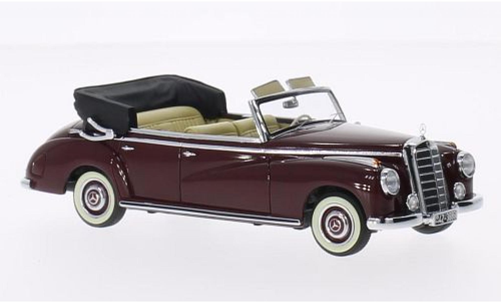 Mercedes 300 1/43 Minichamps Cabriolet (W186) rood 1952 modelauto