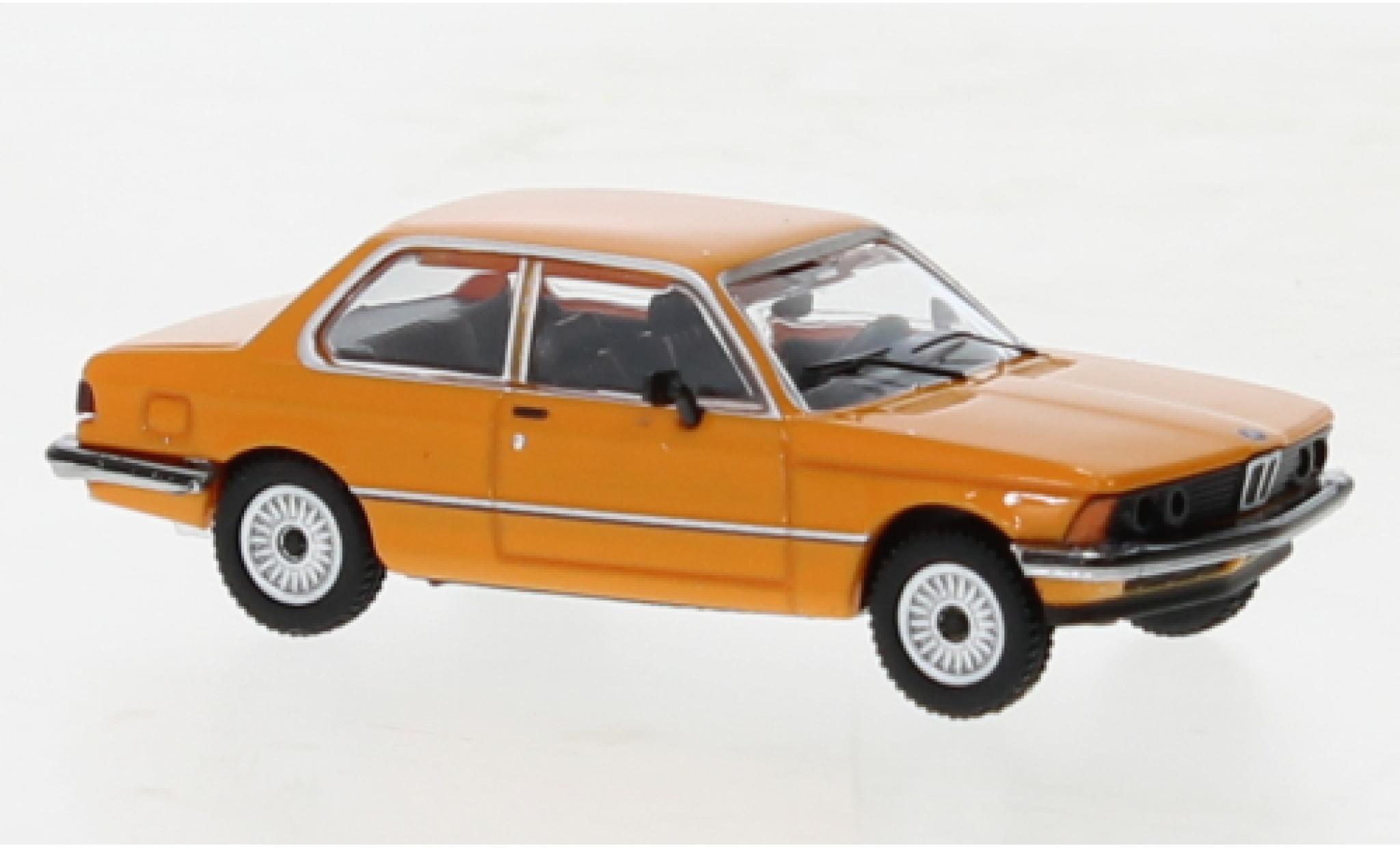 Bmw 323 1/87 Minichamps i (E21) oranje 1975 modelauto