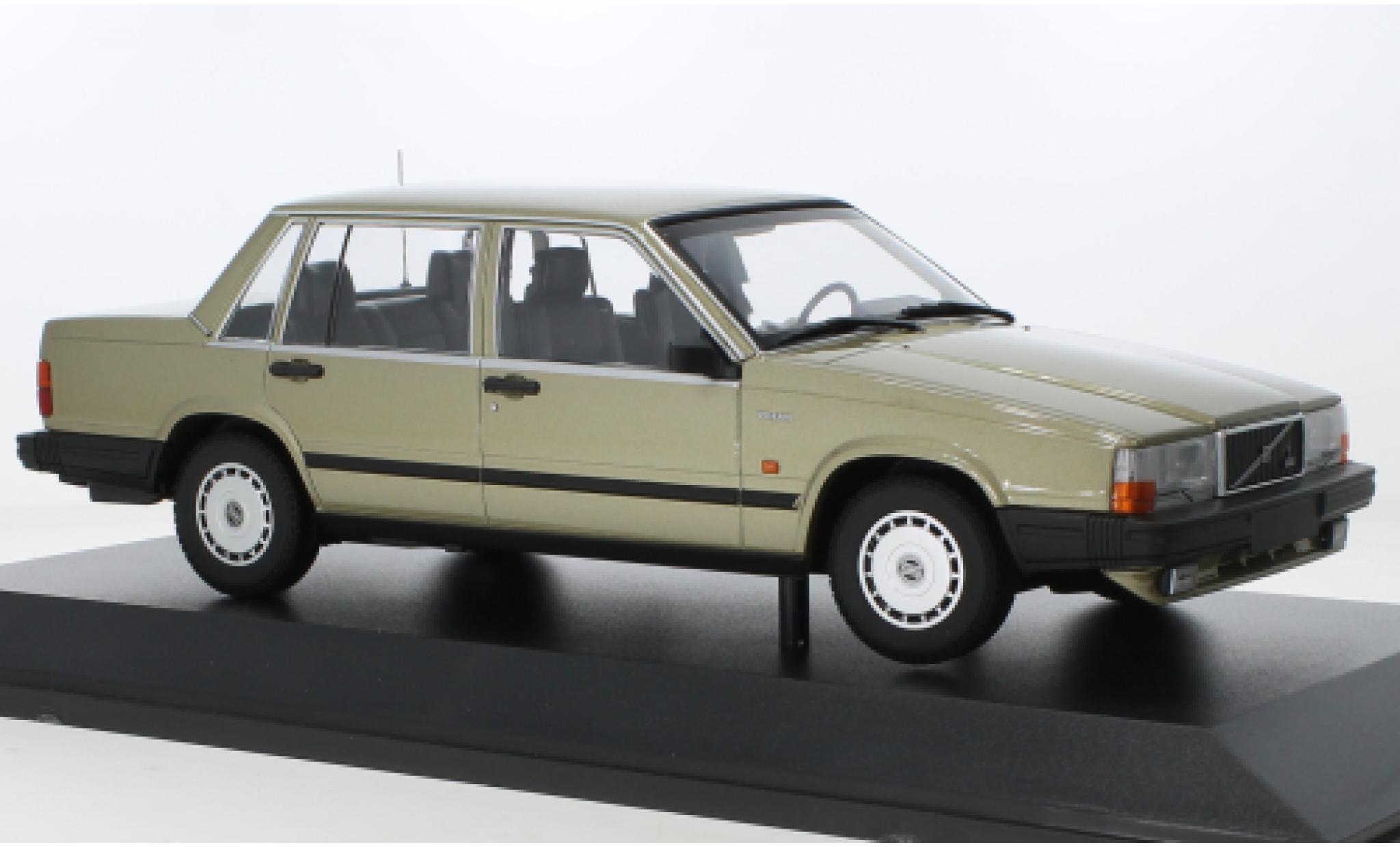 Volvo 740 1/18 Minichamps GL metallic dor&eacute; 1986 modelauto