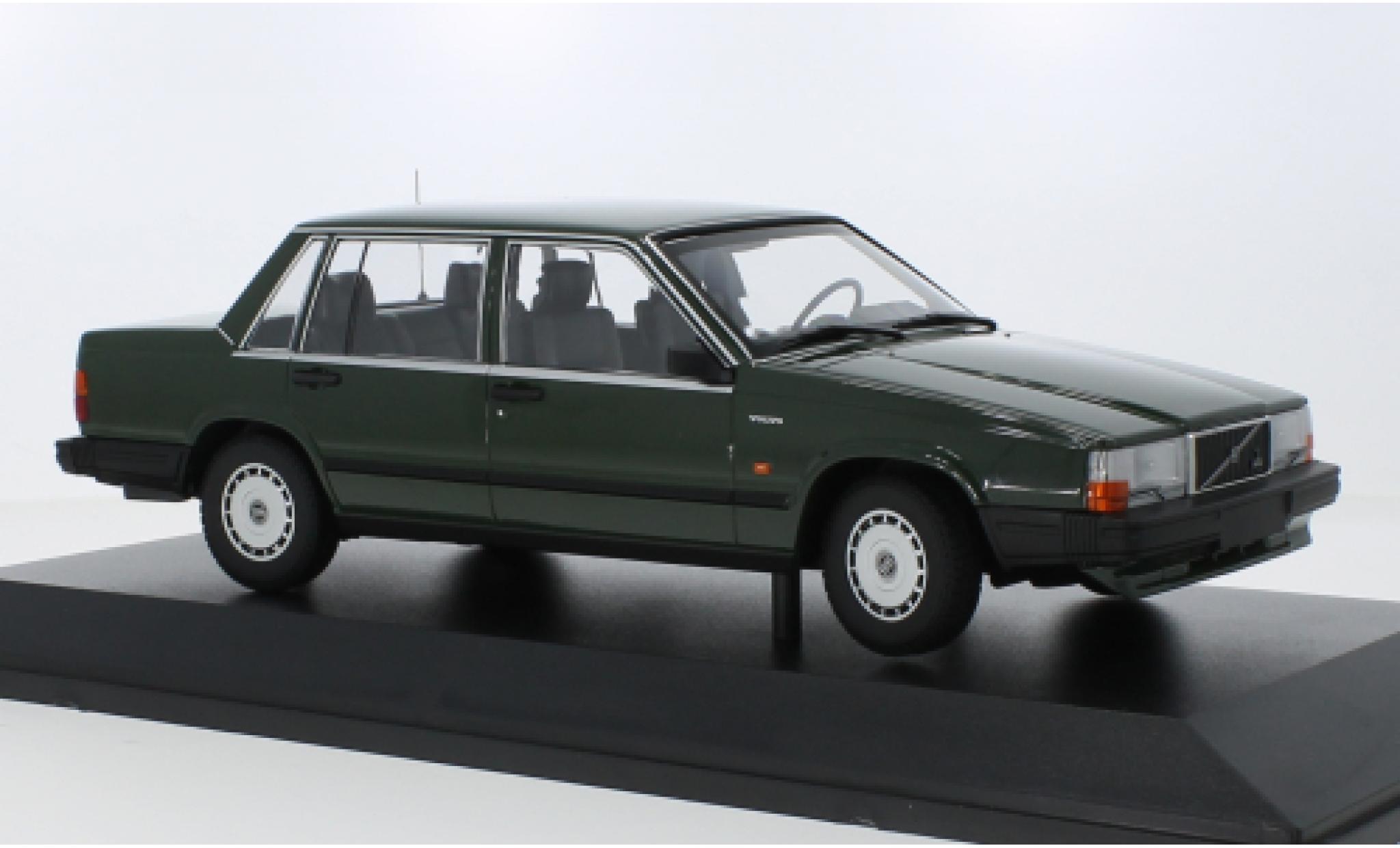 Volvo 740 1/87 Minichamps GL groen fonc&eacute; 1986 modelauto