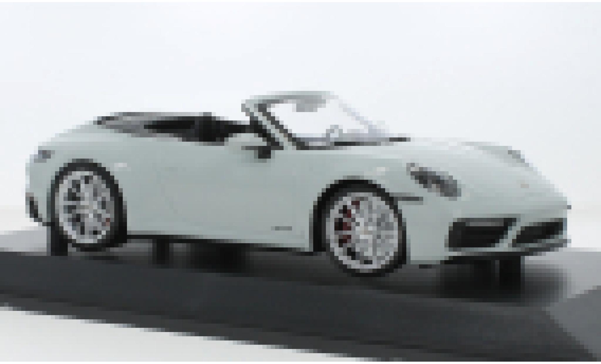 Porsche 992 GTS 1/18 Minichamps 911  Carrera 4 Cabriolet grijs 2020 1:18 modelauto