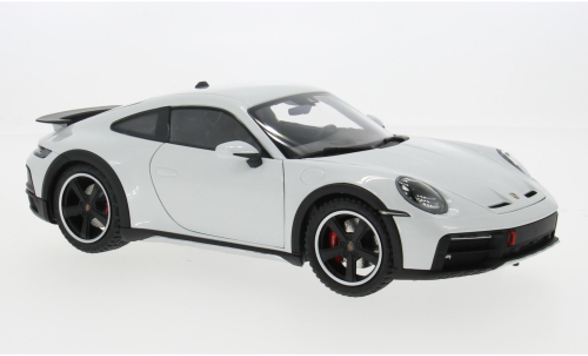 Porsche 992 1/18 Minichamps 911  Dakar metallic grijs 2022 1:18 modelauto