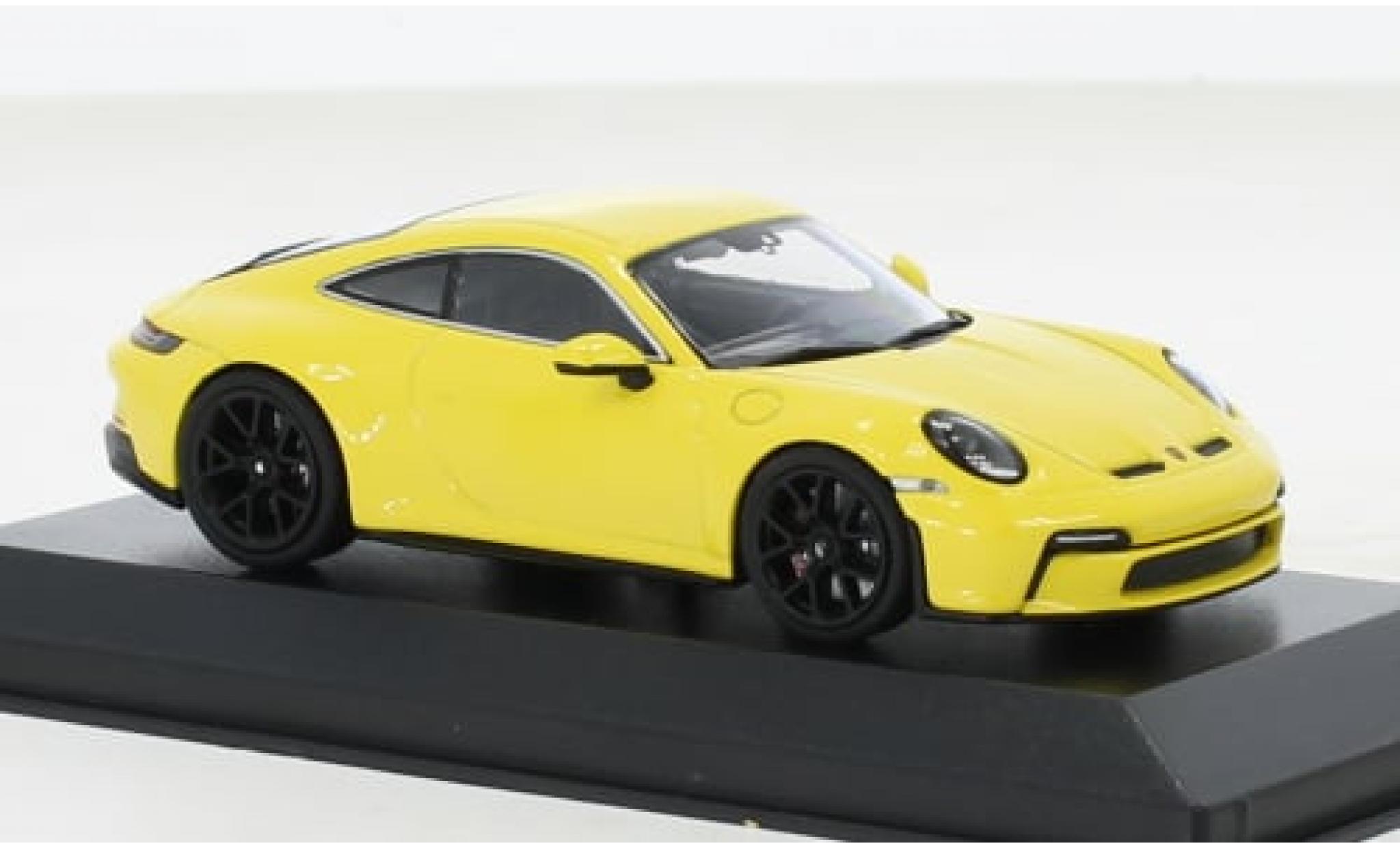 Porsche 992 GT3 1/43 Minichamps 911  Touring geel 2022 1:43 modelauto