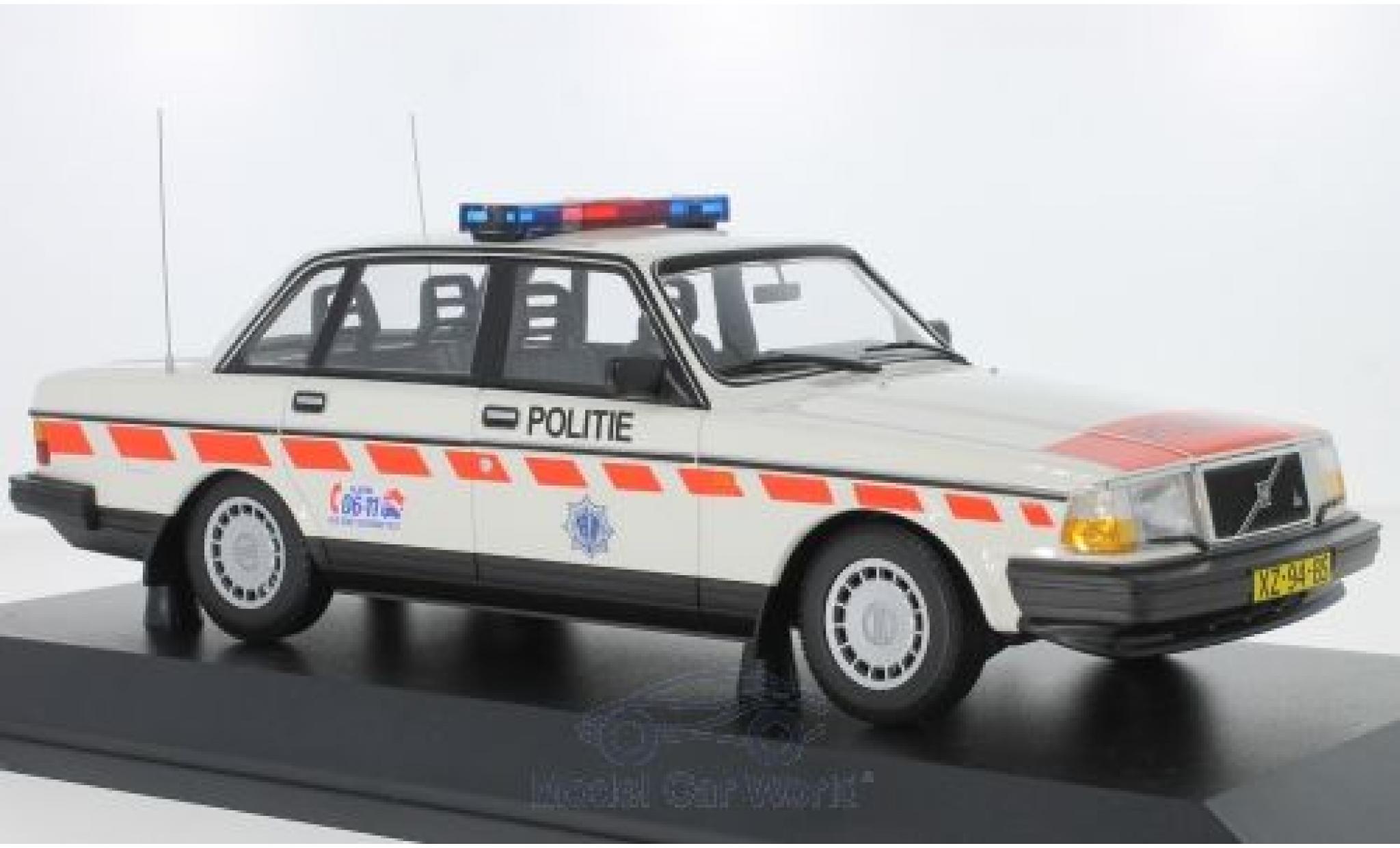 Volvo 240 1/18 Minichamps GL Politie (NL) 1986 modelauto