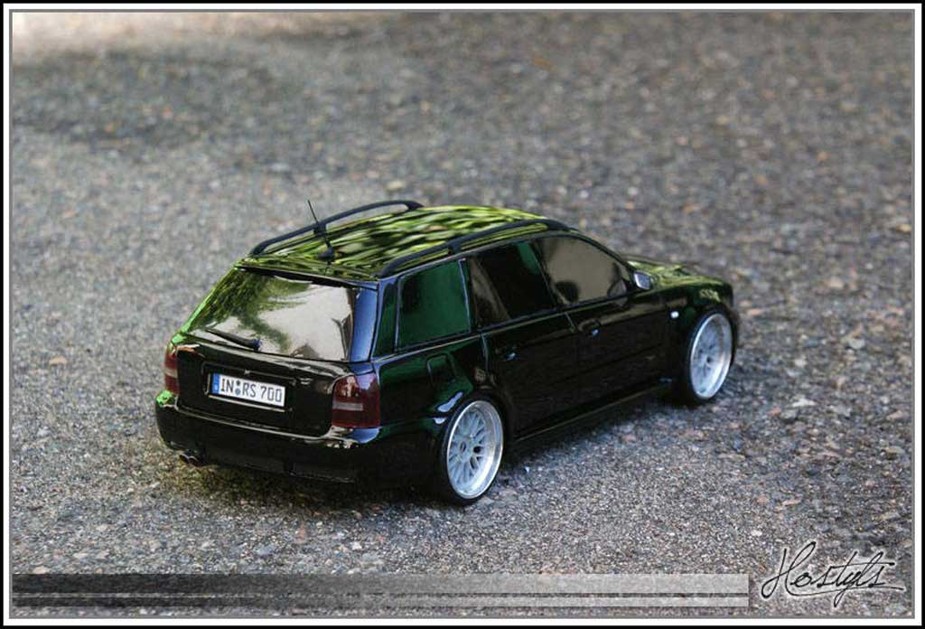 Audi RS4 avant B5 zwart Edition By MRC 1/18 Ottomobile