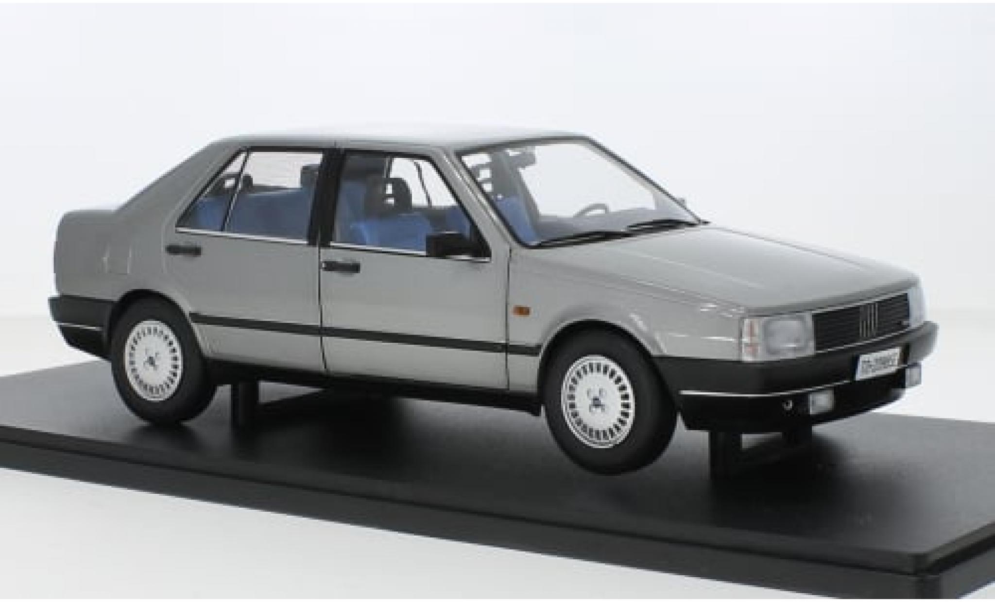 Fiat Croma 1/18 Mitica 2.0 Turbo i.e. metallic grijs 1985 1:18 modelauto