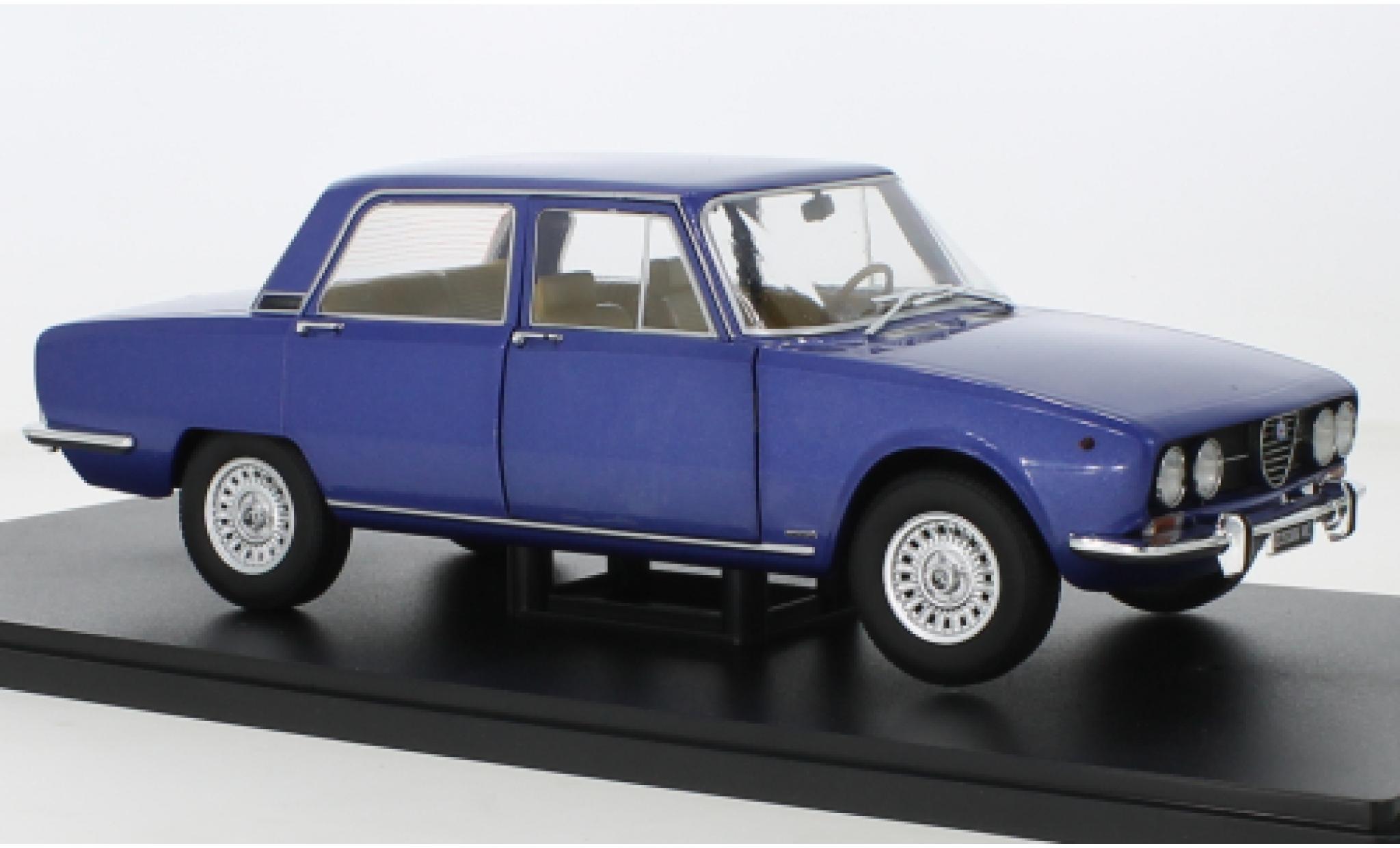 Alfa Romeo 2000 1/18 Mitica Berlina metallic blauw 1971 modelauto