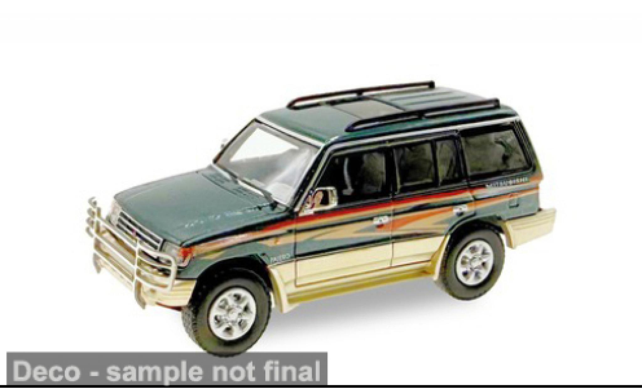 Mitsubishi Pajero 1/87 Micro City 87 groen/Dekor 1:87 modelauto