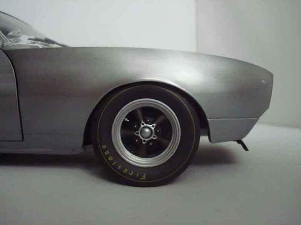 Chevrolet Camaro Z28 brushed aluminum grijs 1967 1/18 GMP
