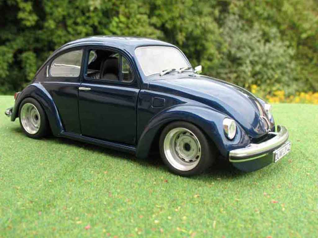 Volkswagen Kafer 1/18 Solido coxinelle blauw foncee modelauto