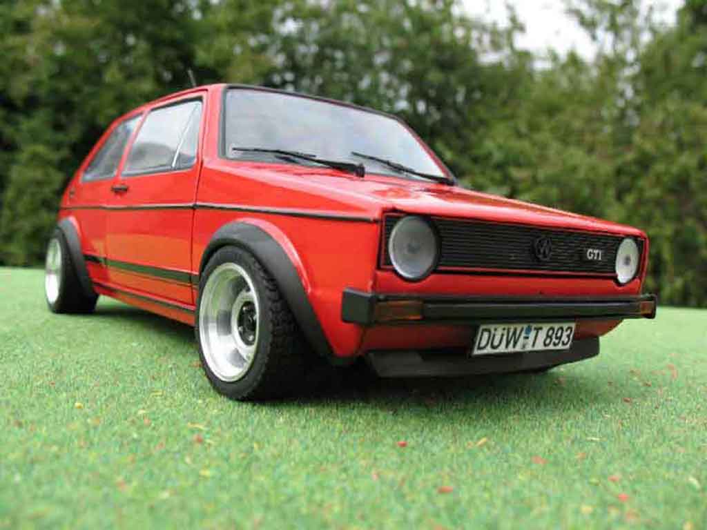 Volkswagen Golf 1 GTI 1/18 Solido jantes ATS 1 GTI 13 pouces rood modelauto