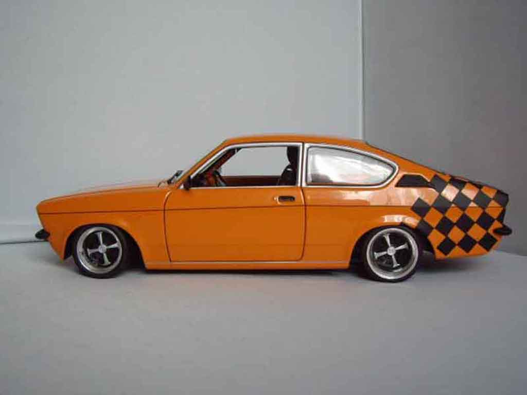 Opel Kadett C coupe sr 1976 oranje 1/18 Minichamps