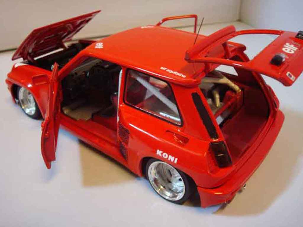 Renault 5 Turbo 2 rood rallye 1/18 Universal Hobbies