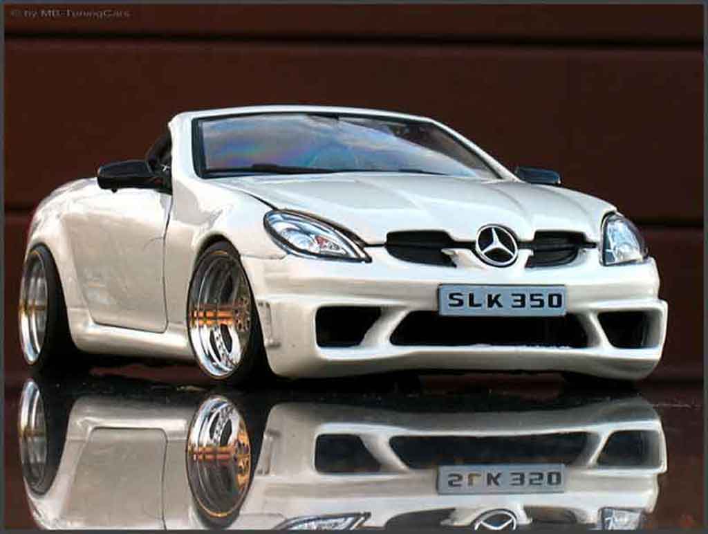 Mercedes Classe SLK 1/18 Maisto 350 modelauto