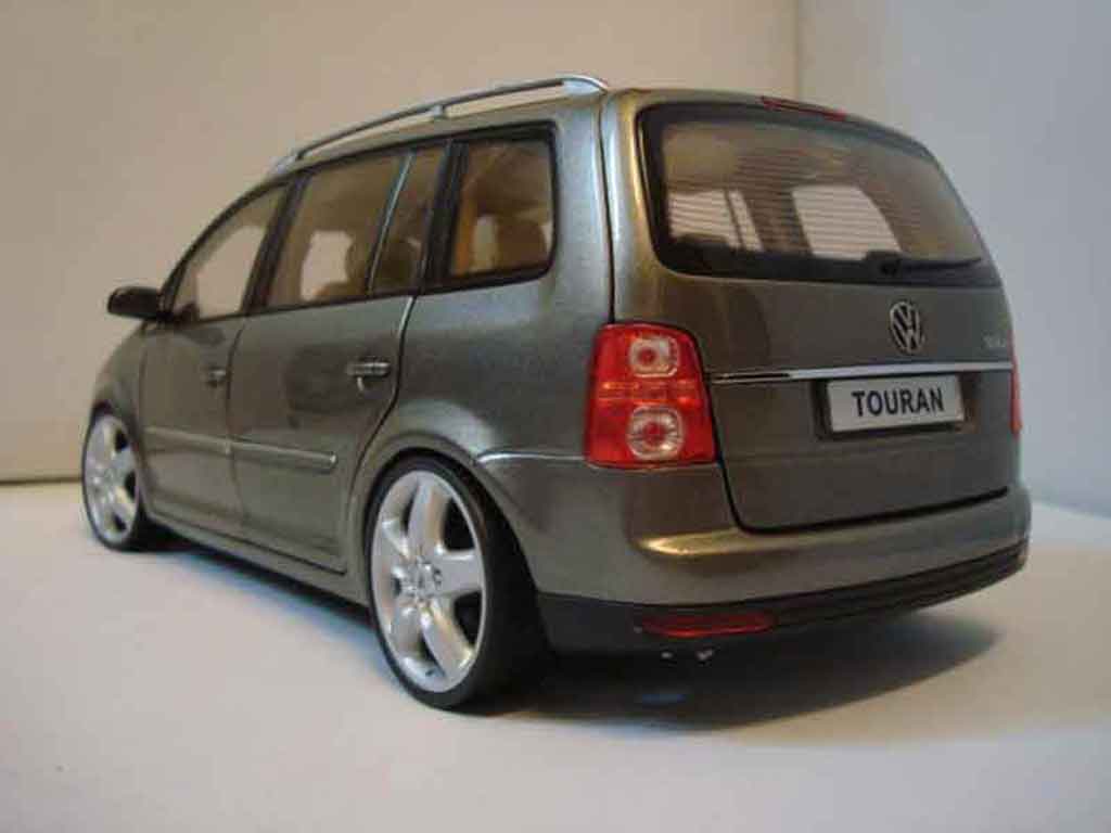 Volkswagen Touran Base 2008 jantes 19 pouces 1/18 Shanghai Volkswagen