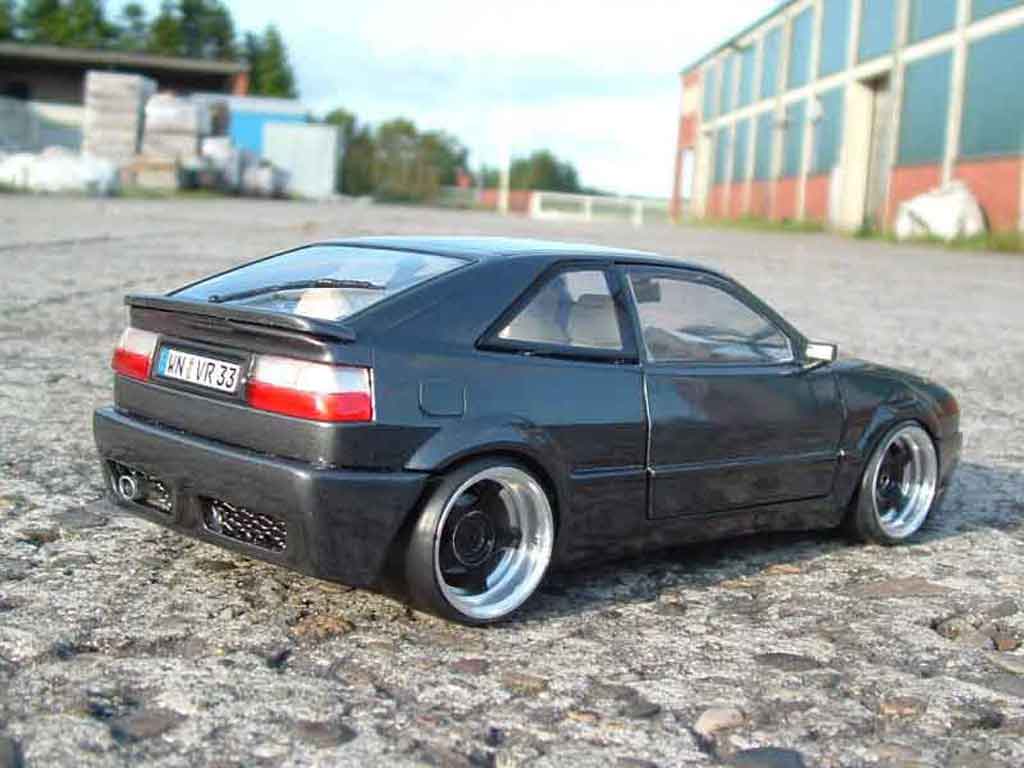 Volkswagen Corrado VR6 jantes bords larges 1/18 Revell
