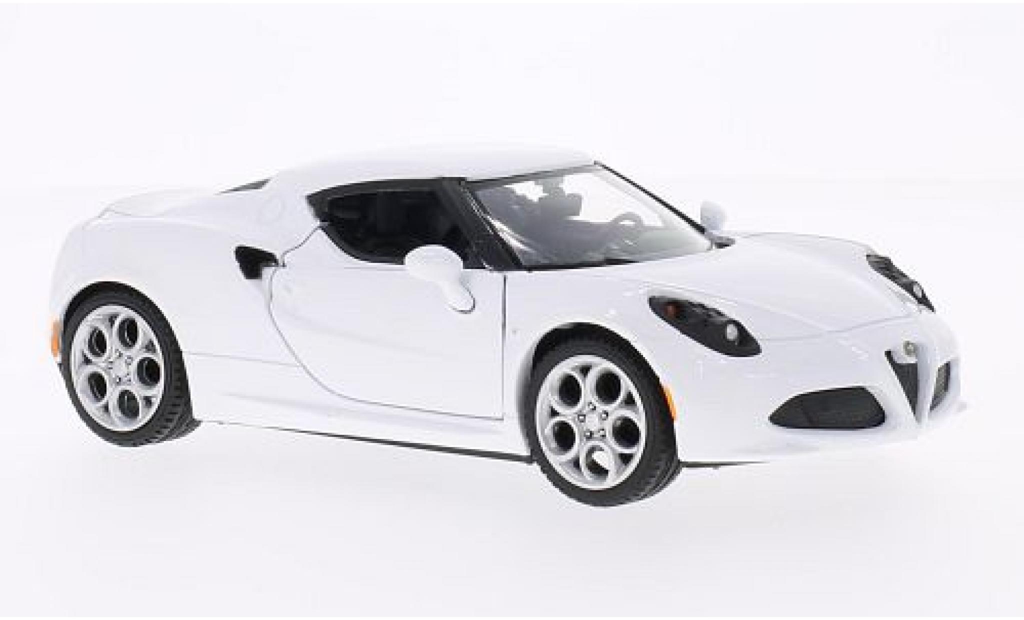 Alfa Romeo 4C 1/24 Motormax wit modelauto