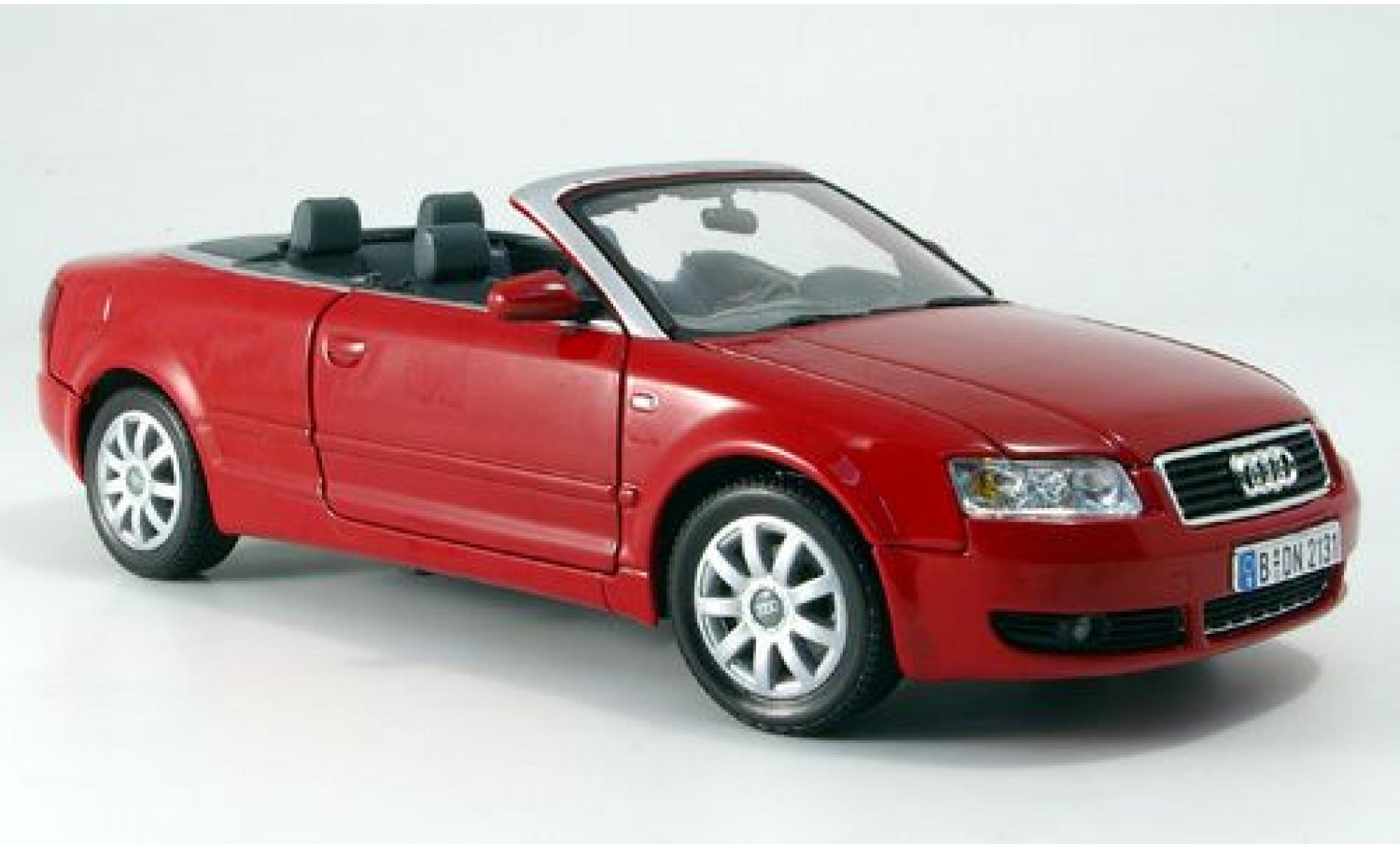 Audi A4 1/18 Motormax Cabriolet rood 2004 modelauto