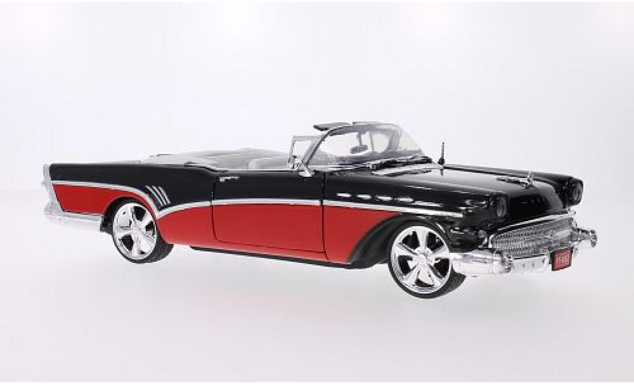 Buick Roadmaster 1/18 Motormax Tuning zwart/rood 1957 modelauto