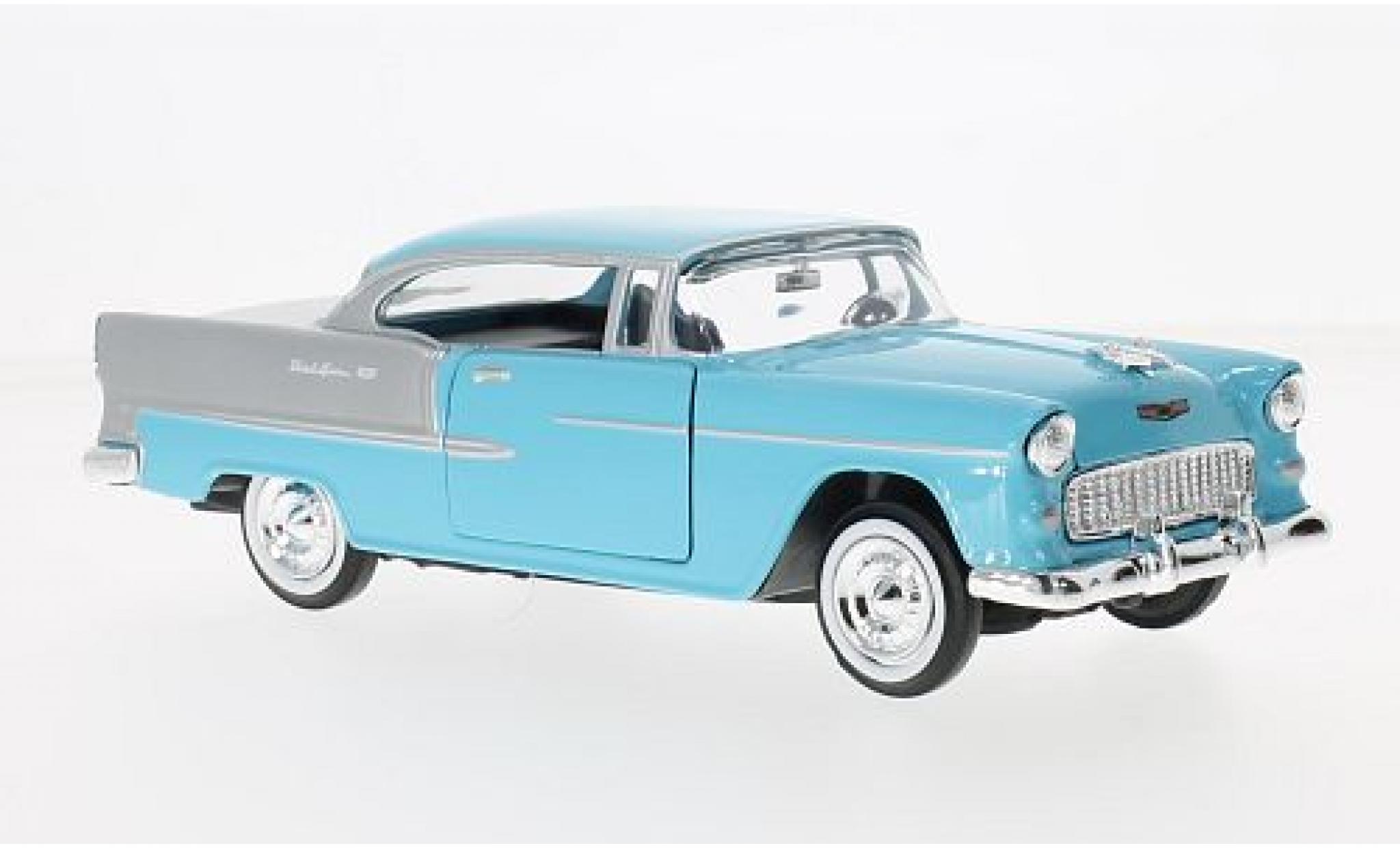 Chevrolet Bel Air 1/24 Motormax blauw/grijs 1955 modelauto
