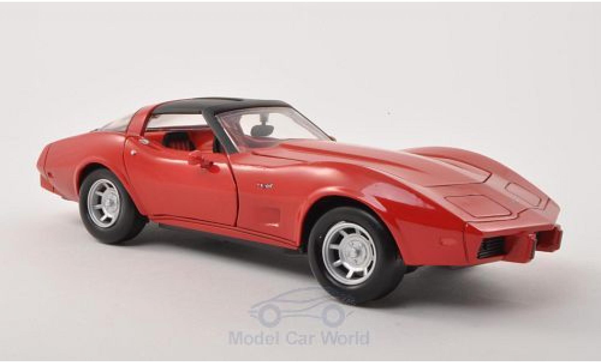 Chevrolet Corvette 1/24 Motormax C3 rood 1979 ohne Vitrine modelauto