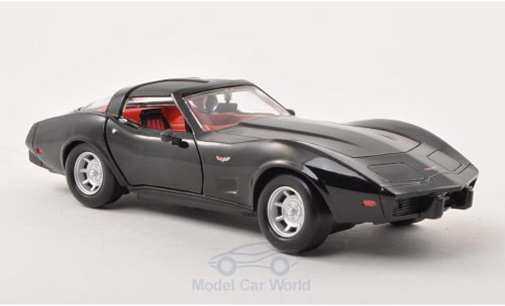 Chevrolet Corvette 1/24 Motormax zwart 1979 ohne Vitrine modelauto