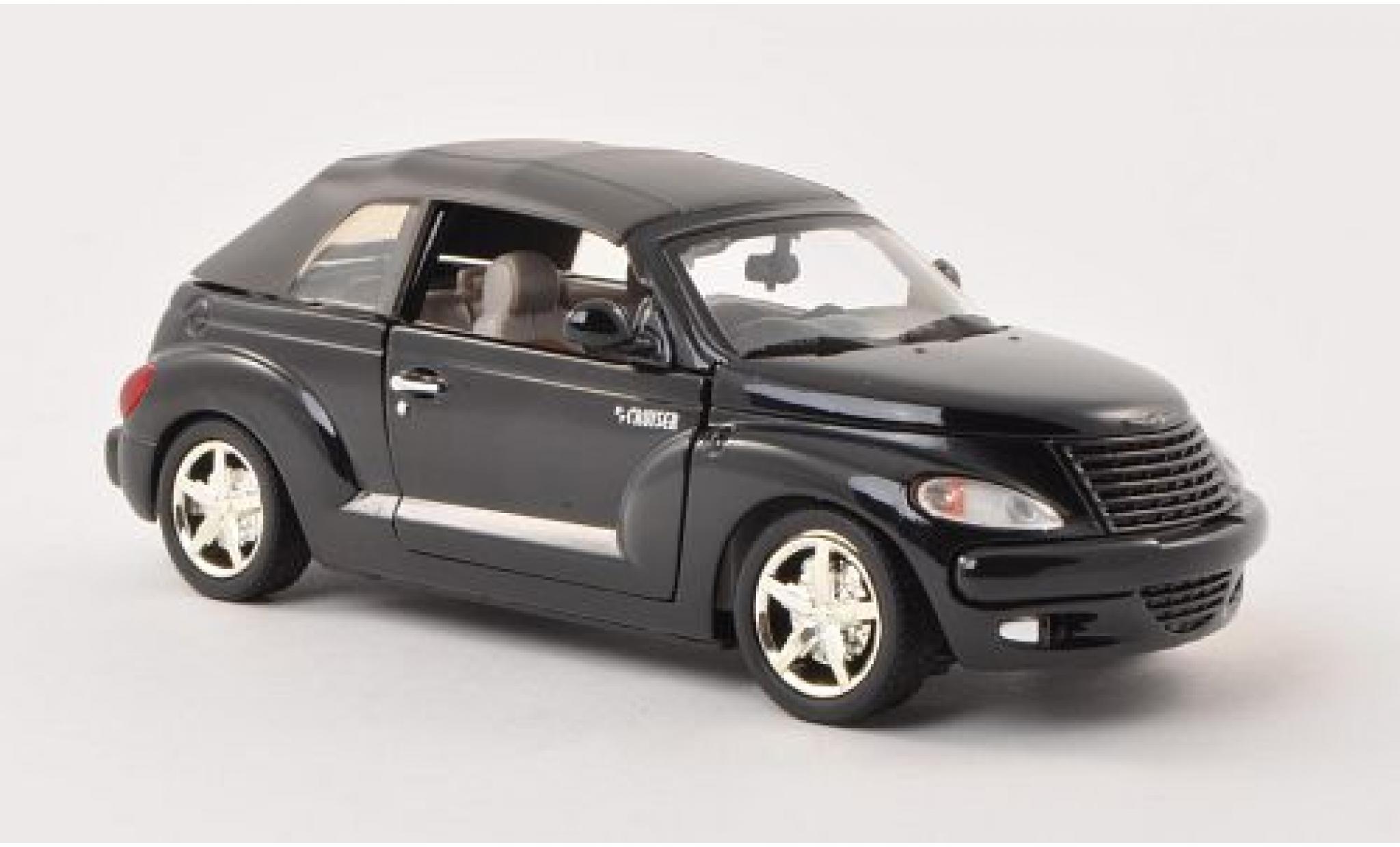 Chrysler PT Cruiser 1/24 Motormax Cabriolet zwart sans Vitrine modelauto