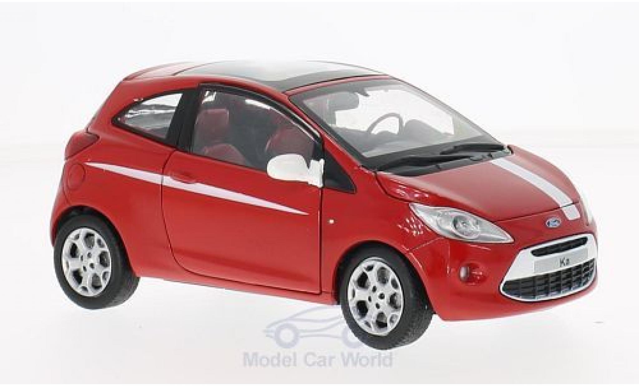 Ford Ka 1/24 Motormax rood/wit modelauto