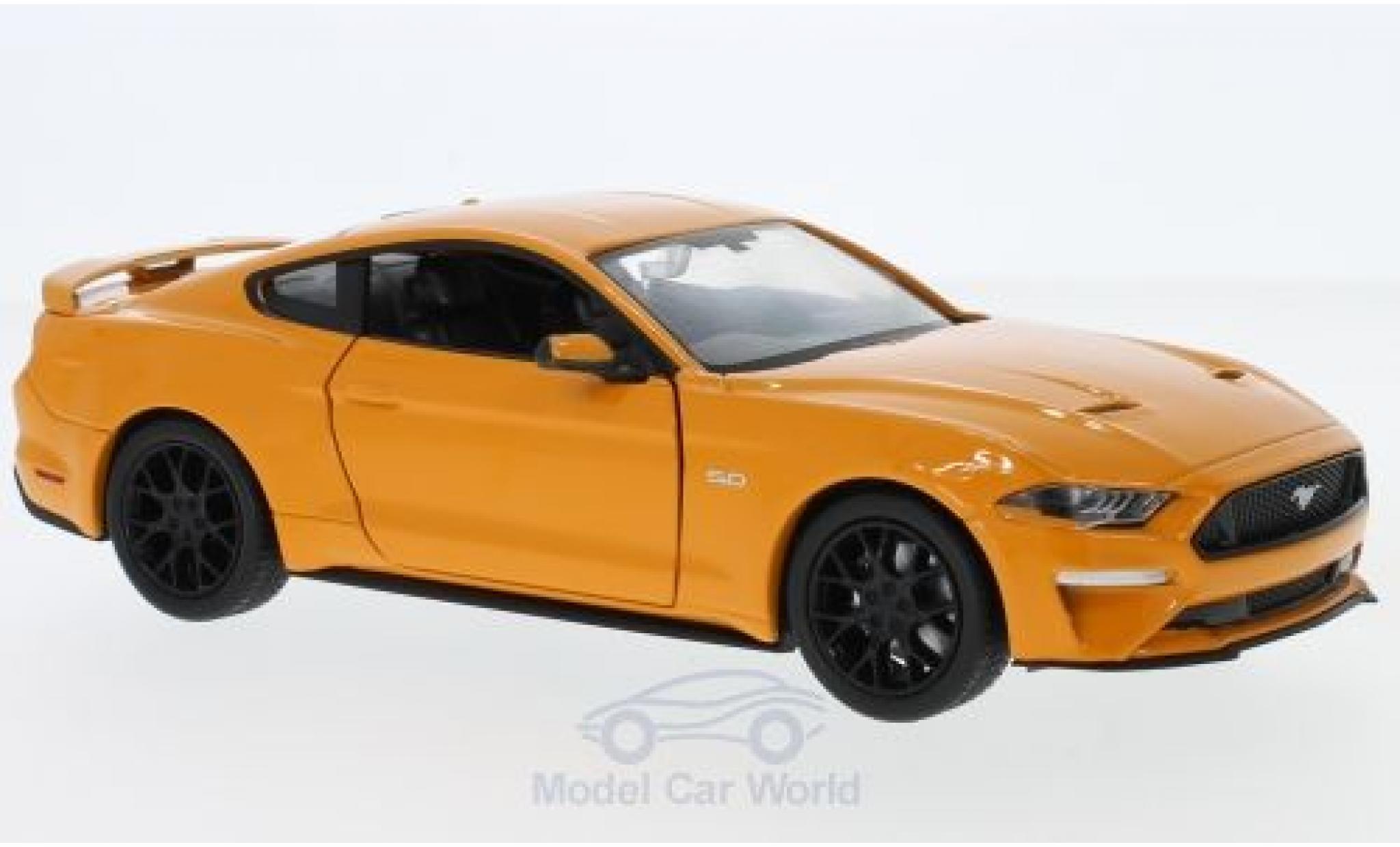 Ford Mustang 1/24 Motormax GT oranje 2018 modelauto
