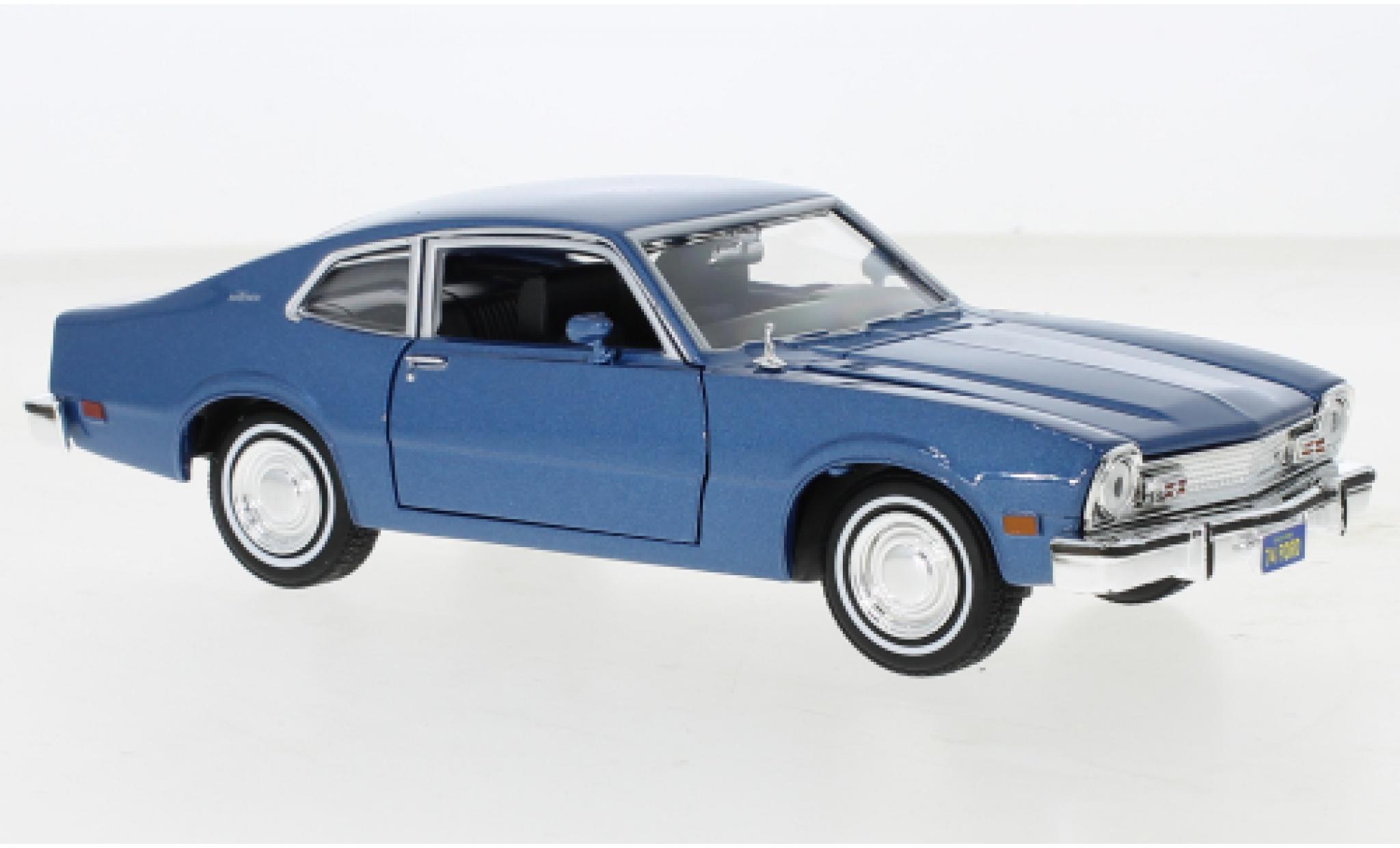 Ford Maverick 1/24 Motormax metallic blauw 1974 modelauto