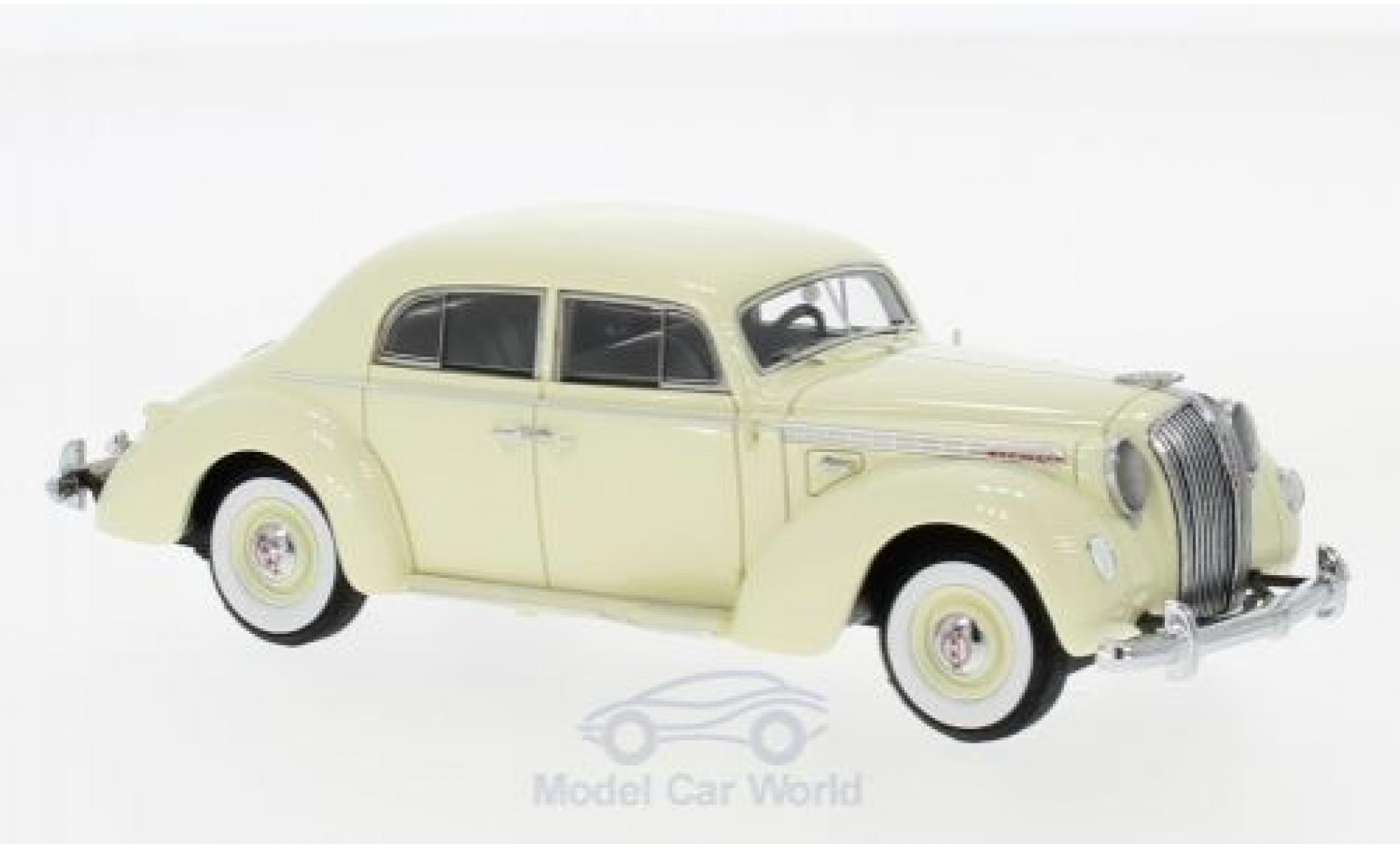 Opel Admiral 1/43 Neo Sedan beige 1938 modelauto