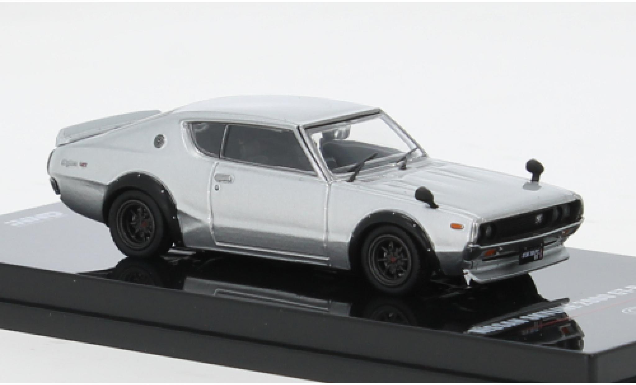 Nissan Skyline 1/64 INNO64 2000 G grijs 1:64 modelauto