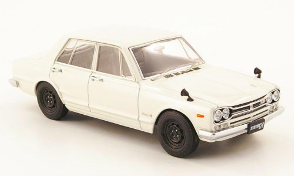 Nissan Skyline 1/43 Ebbro GT-R (C10) wit 4-Turer Sedan 1970 modelauto