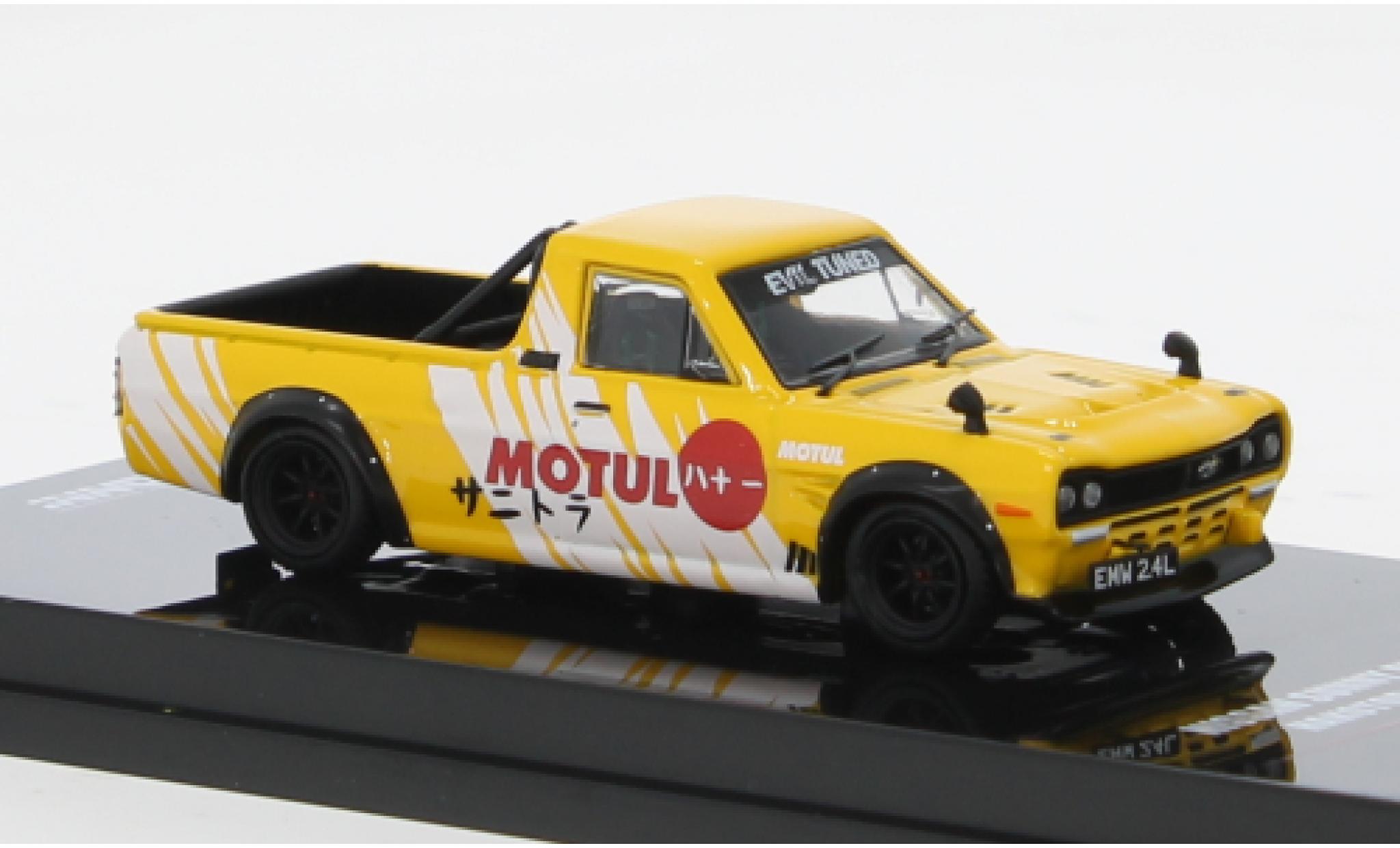 Nissan Sunny 1/64 INNO64 geel 1:64 modelauto