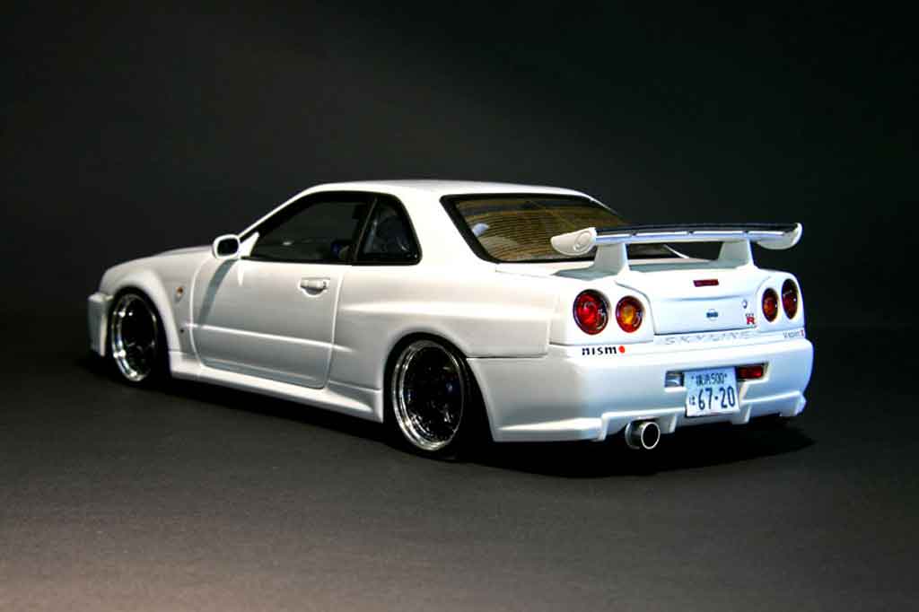 Nissan Skyline R34 1/18 Autoart blanche R34 gt-r nismo modelauto