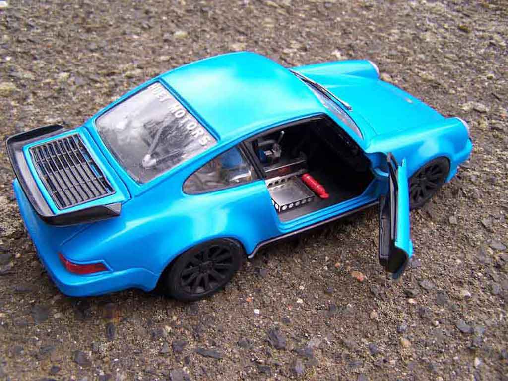 Porsche 911 Turbo blauw 1/18 Tonka