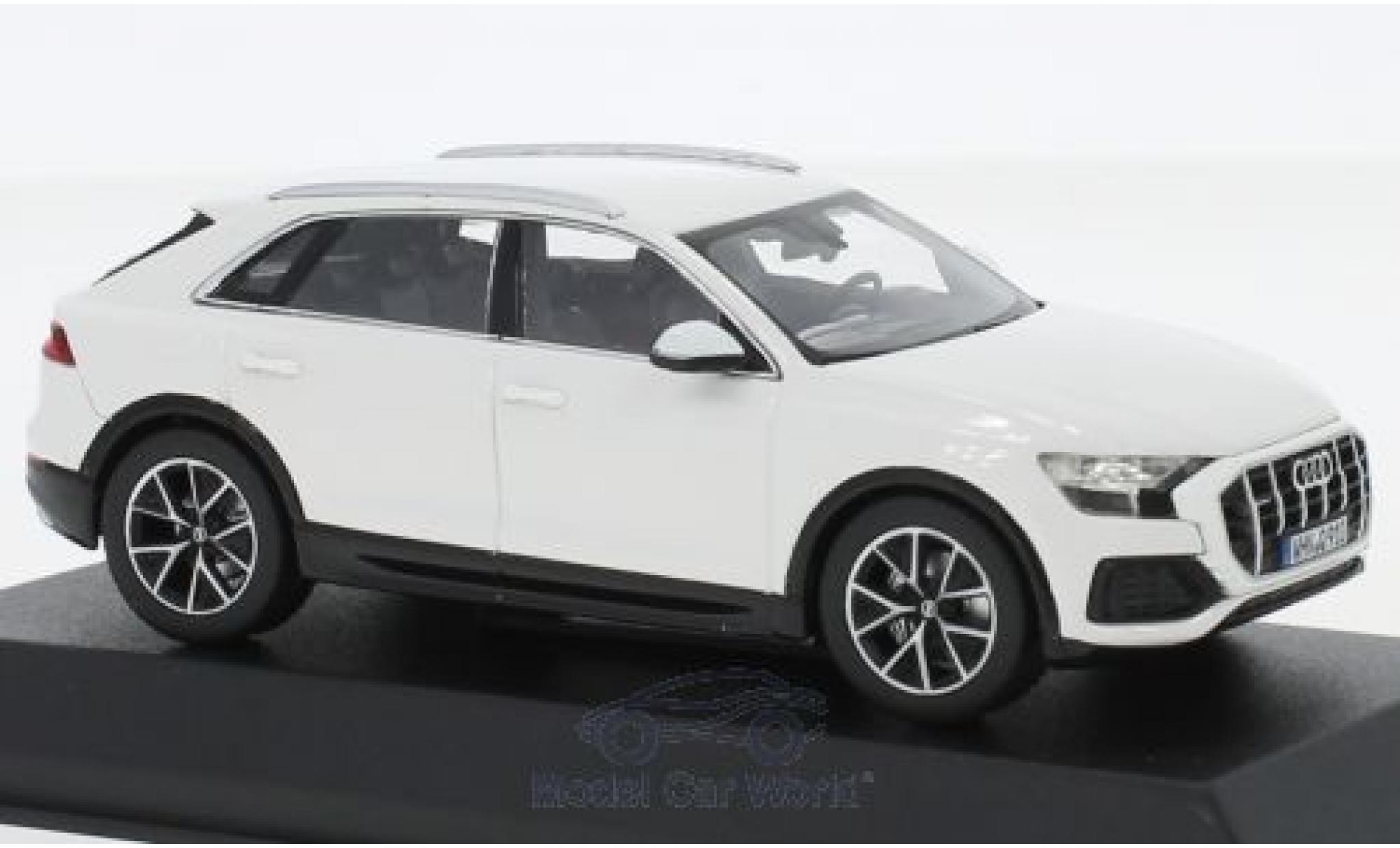 Audi Q8 1/43 Norev wit 2018 modelauto