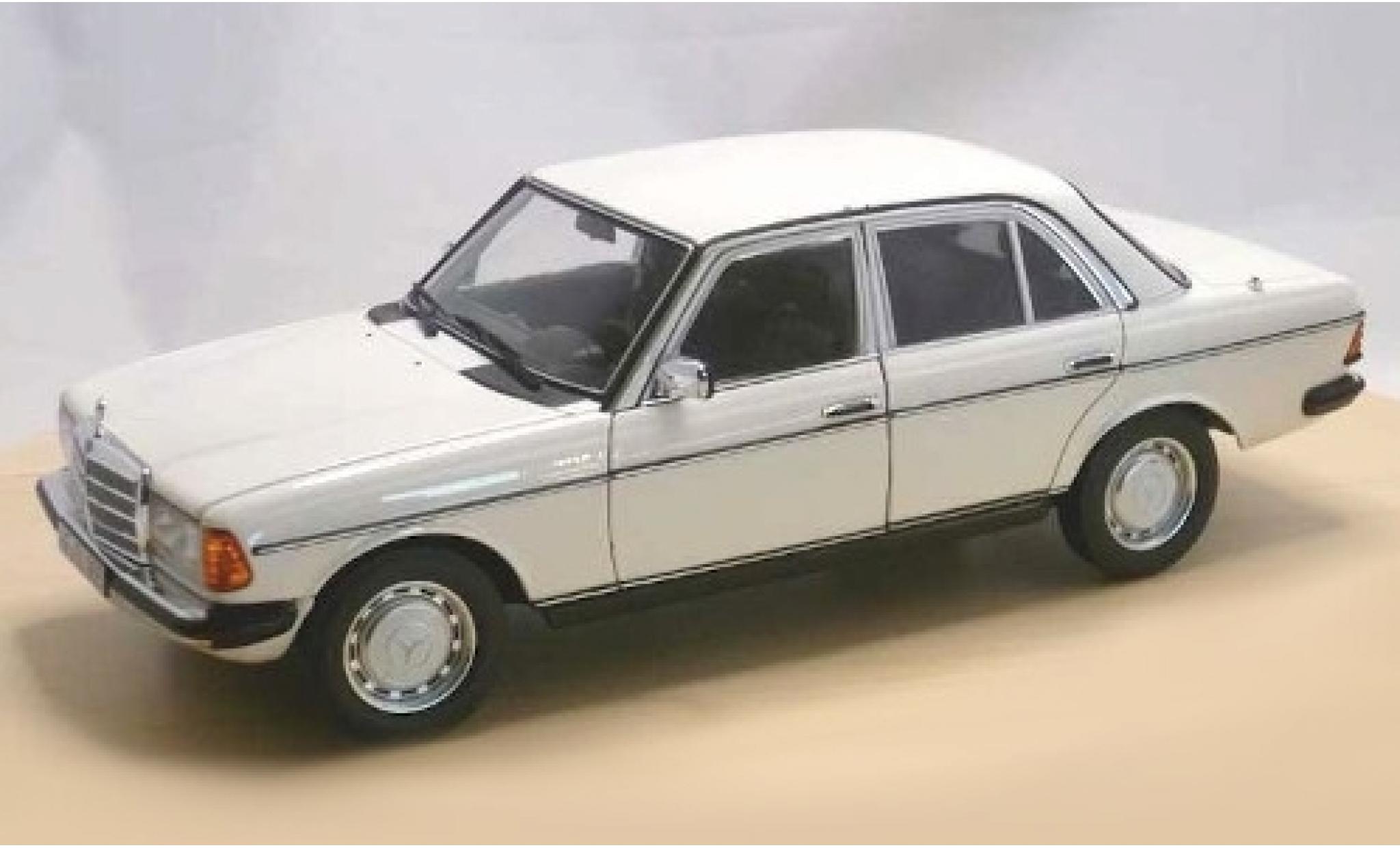 Mercedes 200 1/18 Norev (W123) wit 1982 modelauto
