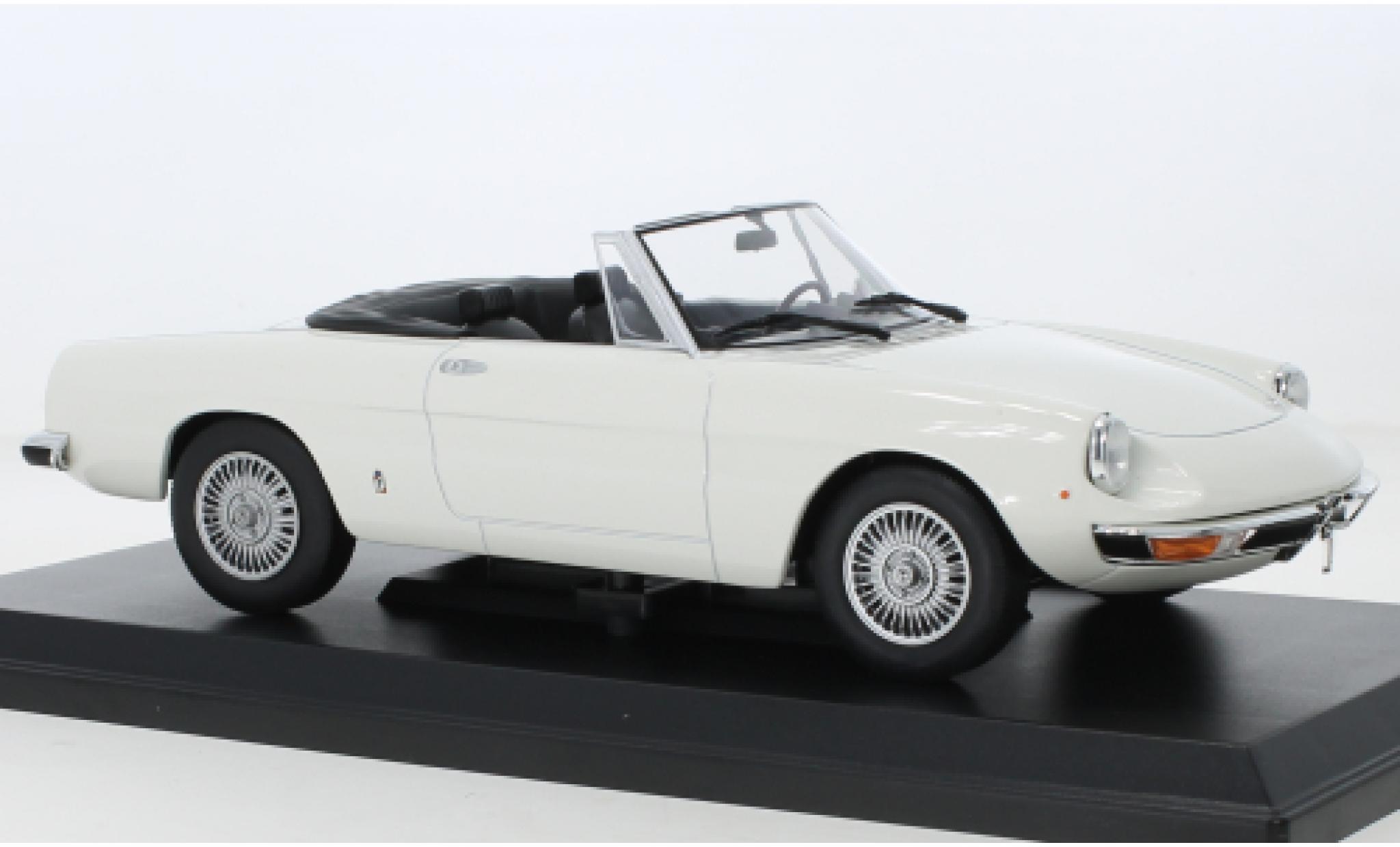 Alfa Romeo 2000 1/18 Norev Spider wit 1978 modelauto