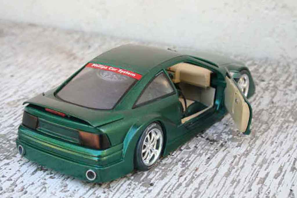 Opel Calibra Base lissage 1/18 Ut Models